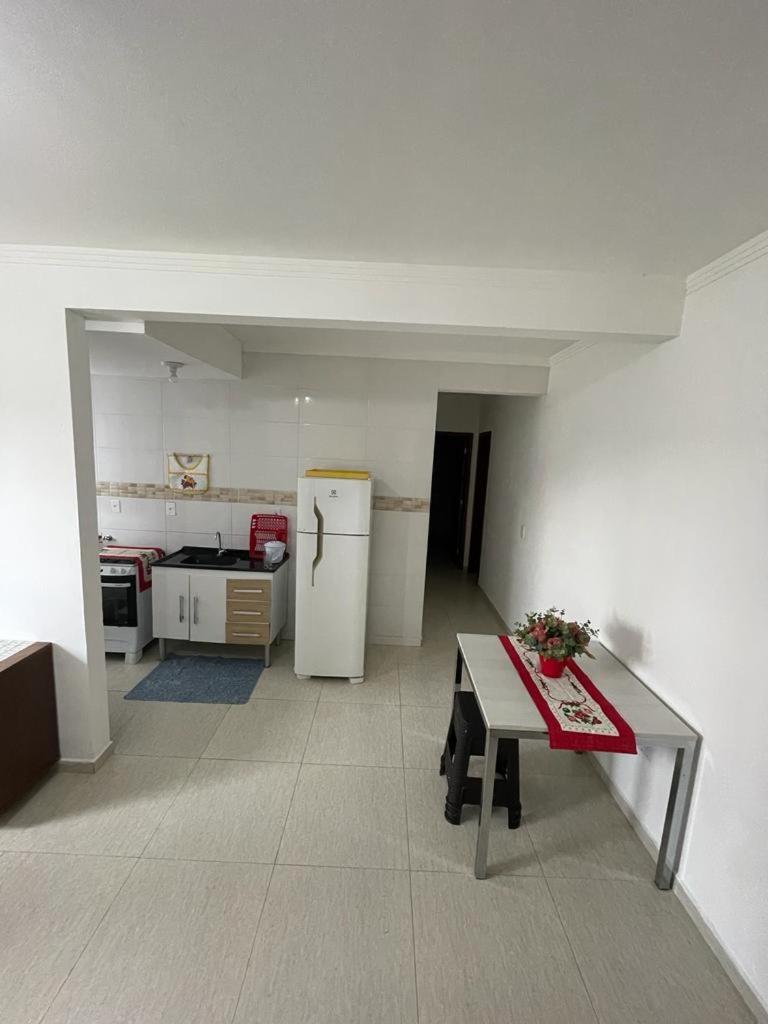 Apartamento Na Praia Dos Ingleses Флоріанополіс Екстер'єр фото